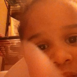 Meet your Posher, Chloe